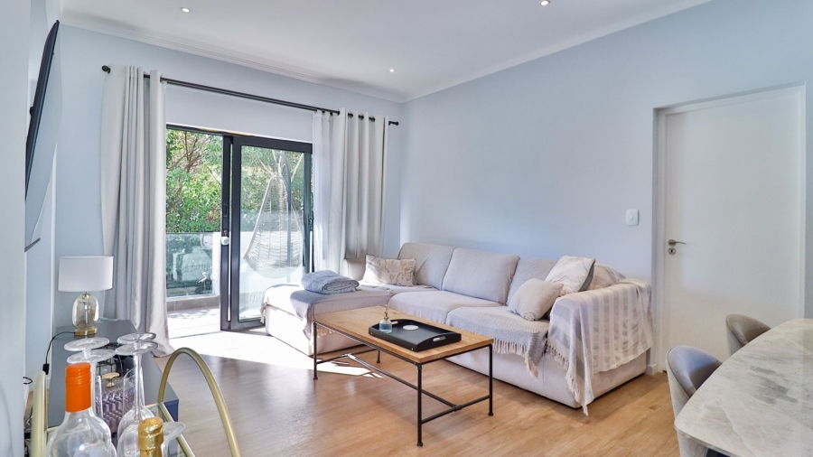 2 Bedroom Property for Sale in Rosebank Gauteng