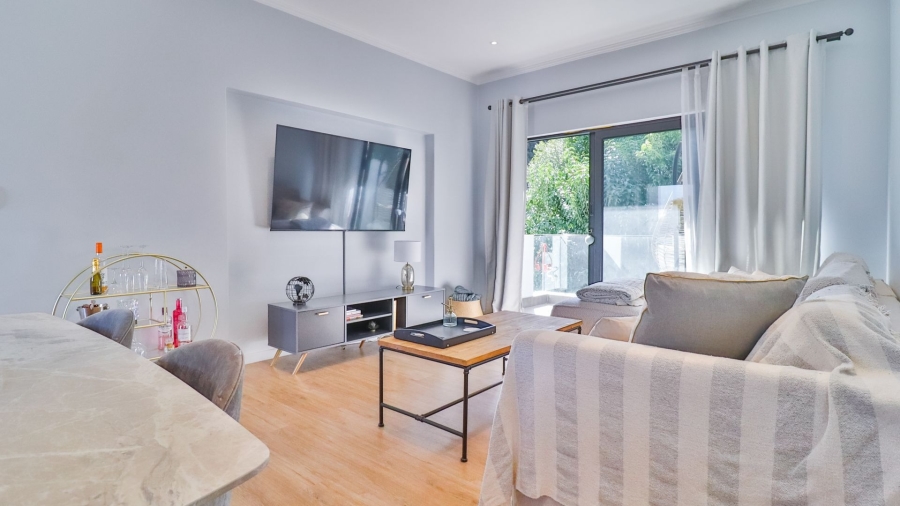 2 Bedroom Property for Sale in Rosebank Gauteng