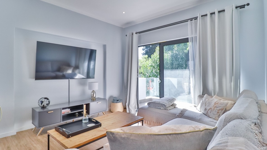 2 Bedroom Property for Sale in Rosebank Gauteng