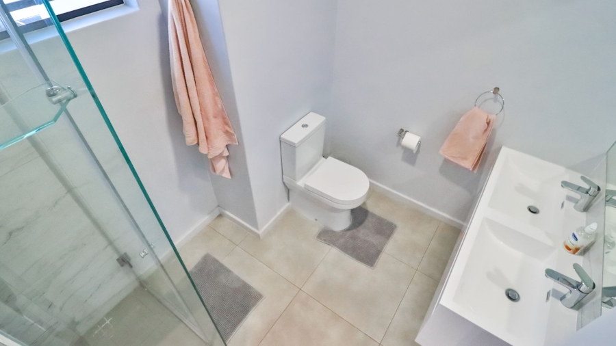 2 Bedroom Property for Sale in Rosebank Gauteng