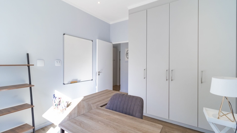 2 Bedroom Property for Sale in Rosebank Gauteng