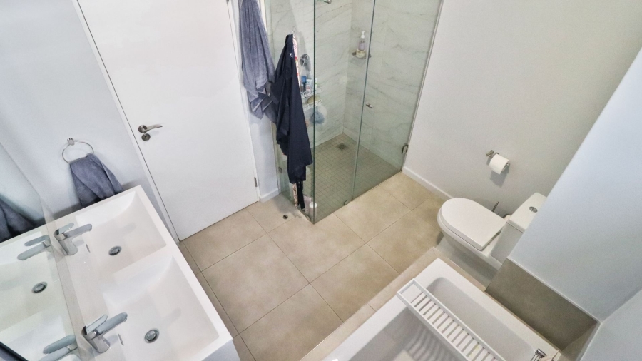 2 Bedroom Property for Sale in Rosebank Gauteng