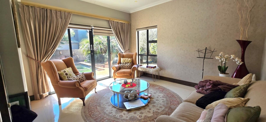 6 Bedroom Property for Sale in Midlands Estate Gauteng