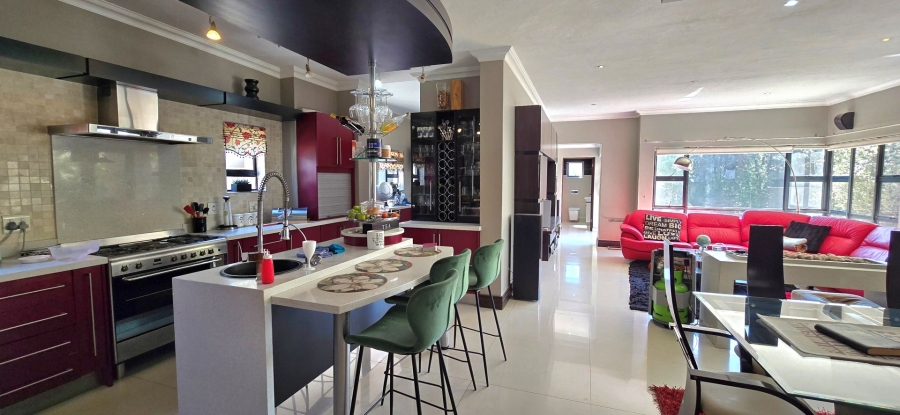 6 Bedroom Property for Sale in Midlands Estate Gauteng