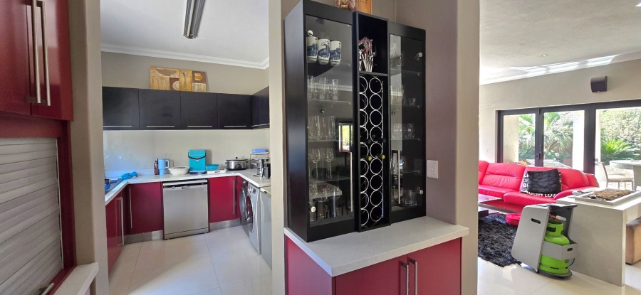 6 Bedroom Property for Sale in Midlands Estate Gauteng