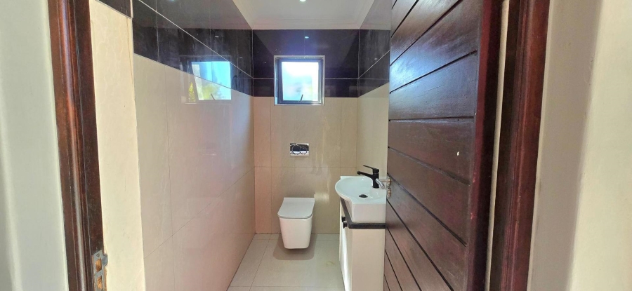 6 Bedroom Property for Sale in Midlands Estate Gauteng