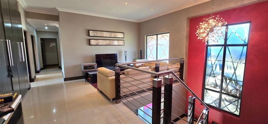 6 Bedroom Property for Sale in Midlands Estate Gauteng
