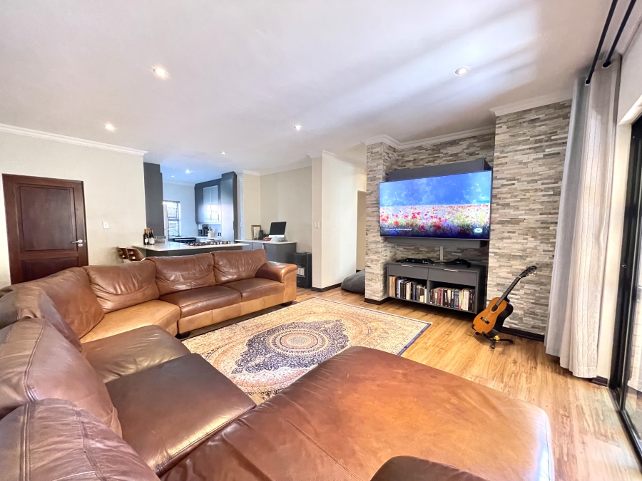 To Let 3 Bedroom Property for Rent in Ravenswood Gauteng