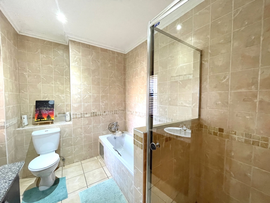 To Let 3 Bedroom Property for Rent in Ravenswood Gauteng