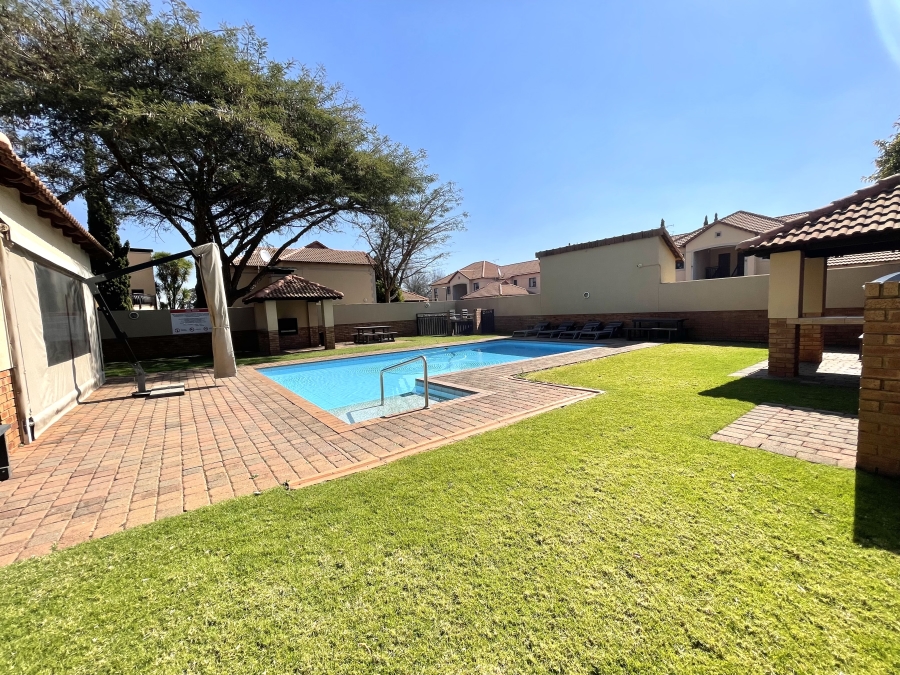 To Let 3 Bedroom Property for Rent in Ravenswood Gauteng