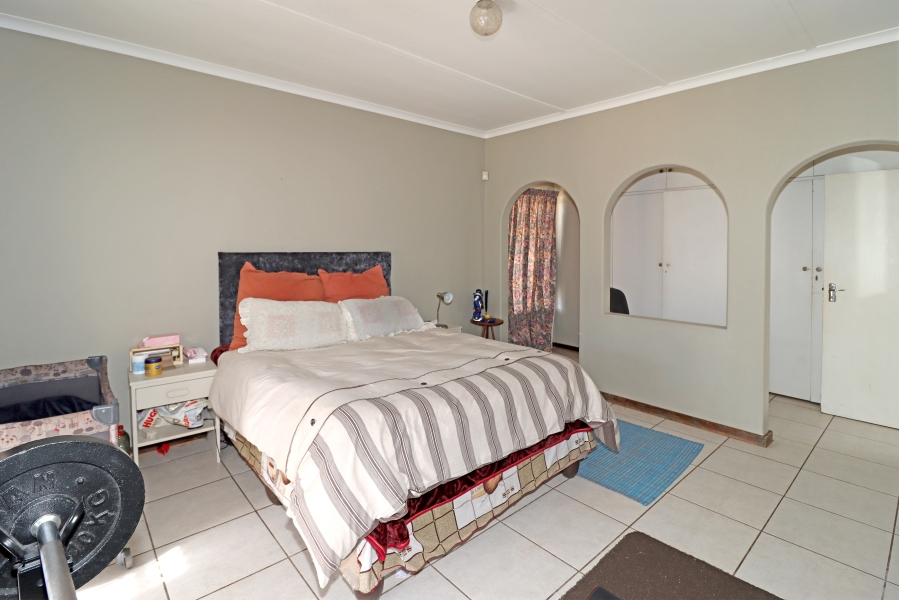 4 Bedroom Property for Sale in Bramley View Gauteng