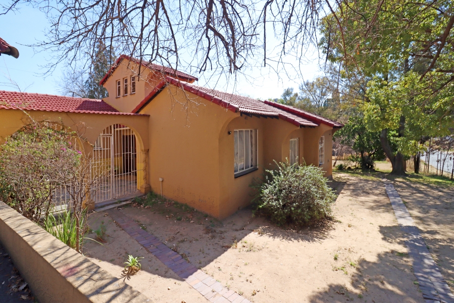 4 Bedroom Property for Sale in Bramley View Gauteng
