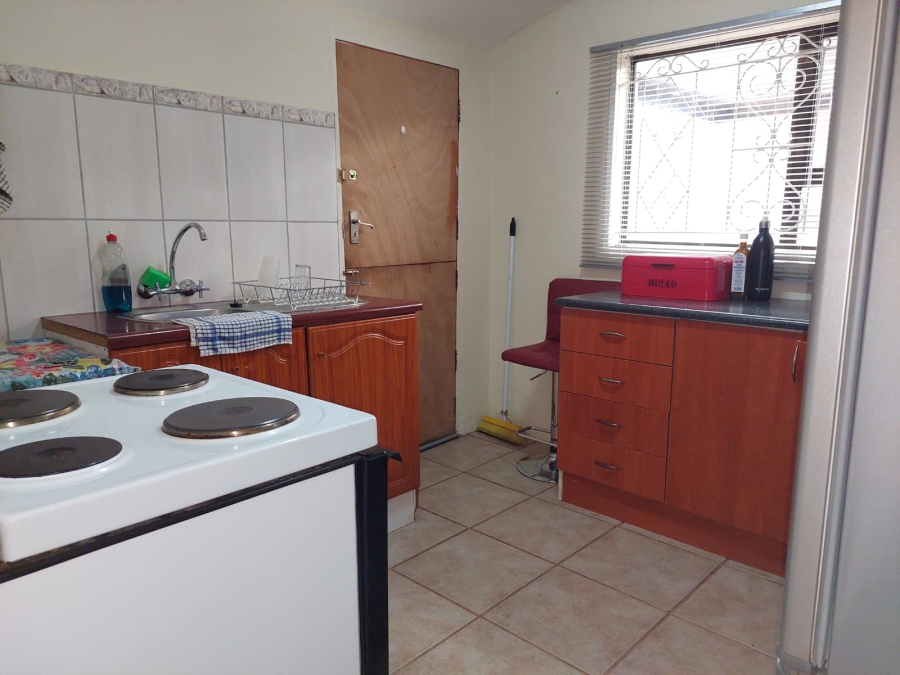 To Let 2 Bedroom Property for Rent in Riverlea Gauteng