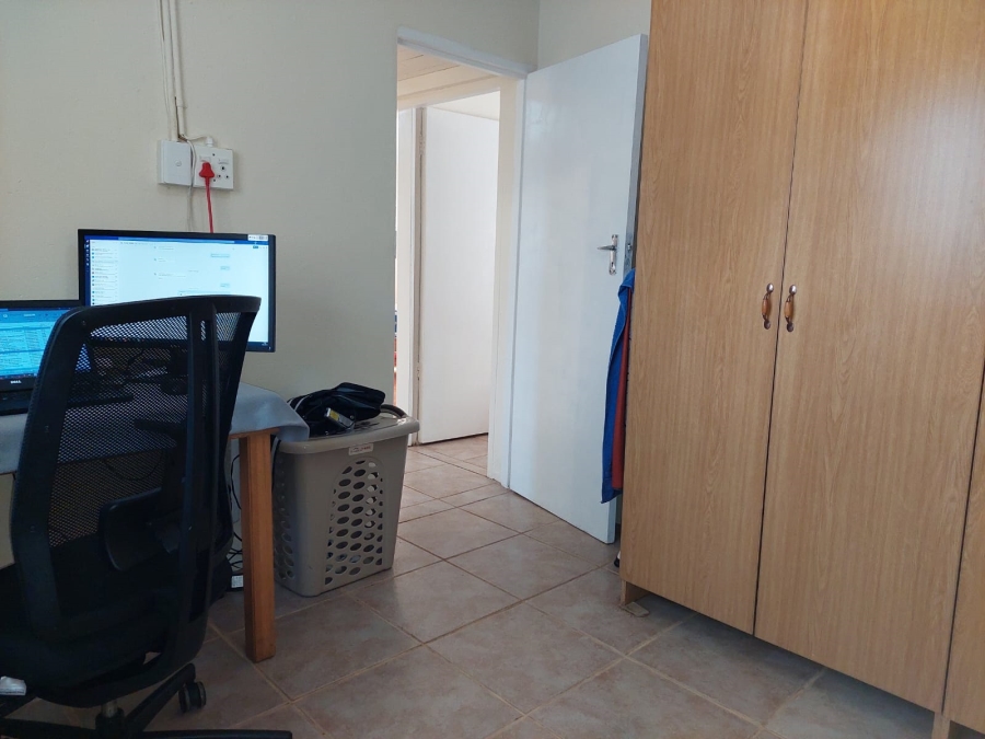 To Let 2 Bedroom Property for Rent in Riverlea Gauteng