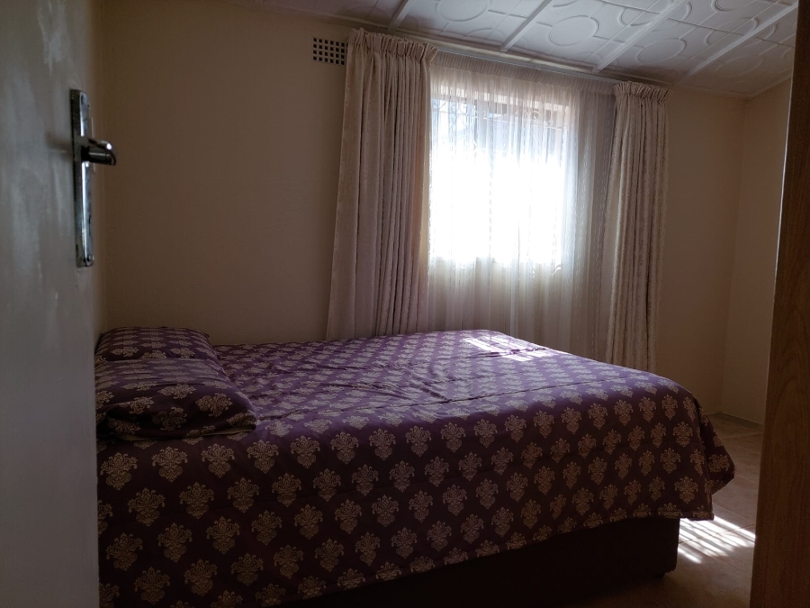To Let 2 Bedroom Property for Rent in Riverlea Gauteng