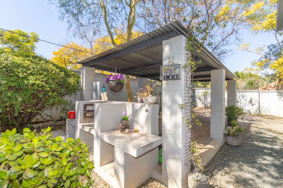 1 Bedroom Property for Sale in Ferndale Gauteng