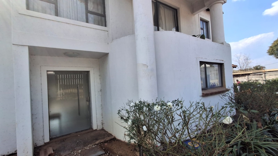 4 Bedroom Property for Sale in Meyerspark Gauteng