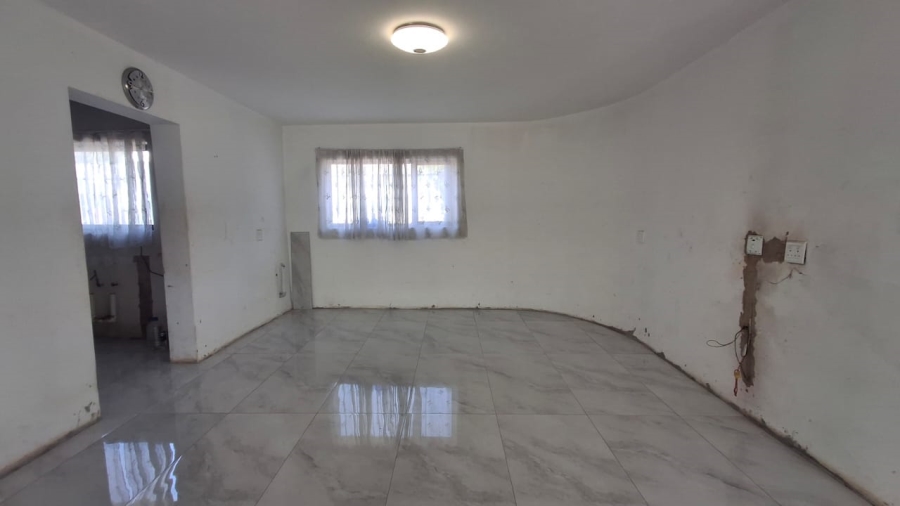 4 Bedroom Property for Sale in Meyerspark Gauteng