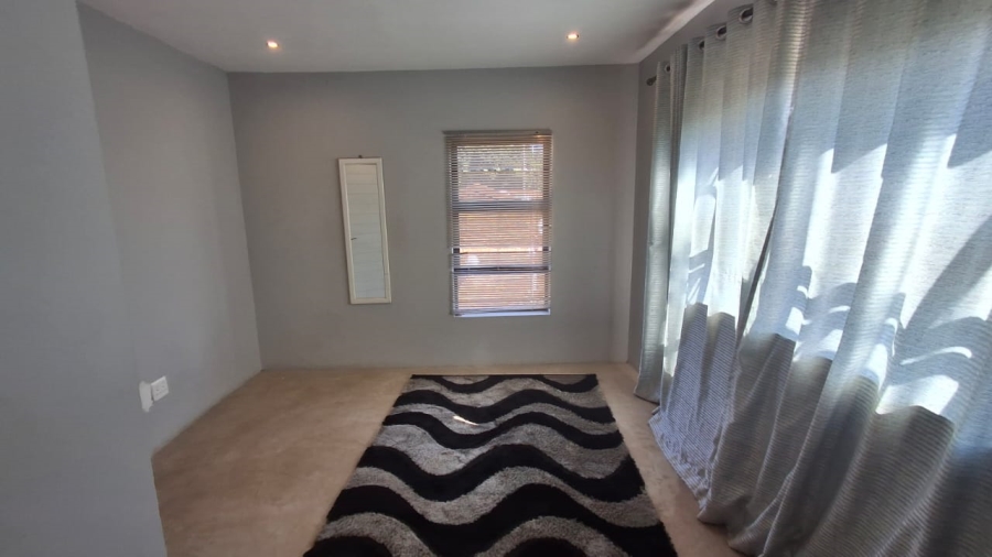 4 Bedroom Property for Sale in Meyerspark Gauteng