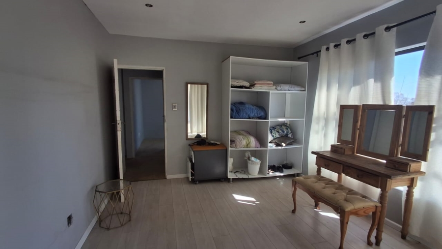 4 Bedroom Property for Sale in Meyerspark Gauteng