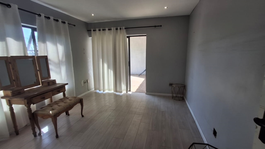 4 Bedroom Property for Sale in Meyerspark Gauteng