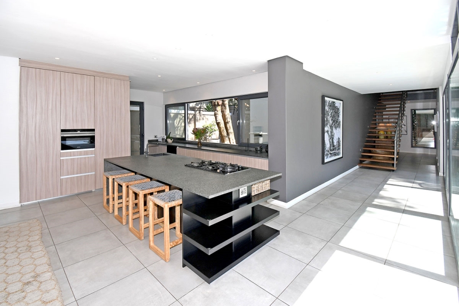 3 Bedroom Property for Sale in Atholl Gauteng