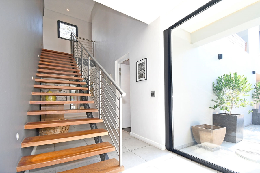 3 Bedroom Property for Sale in Atholl Gauteng