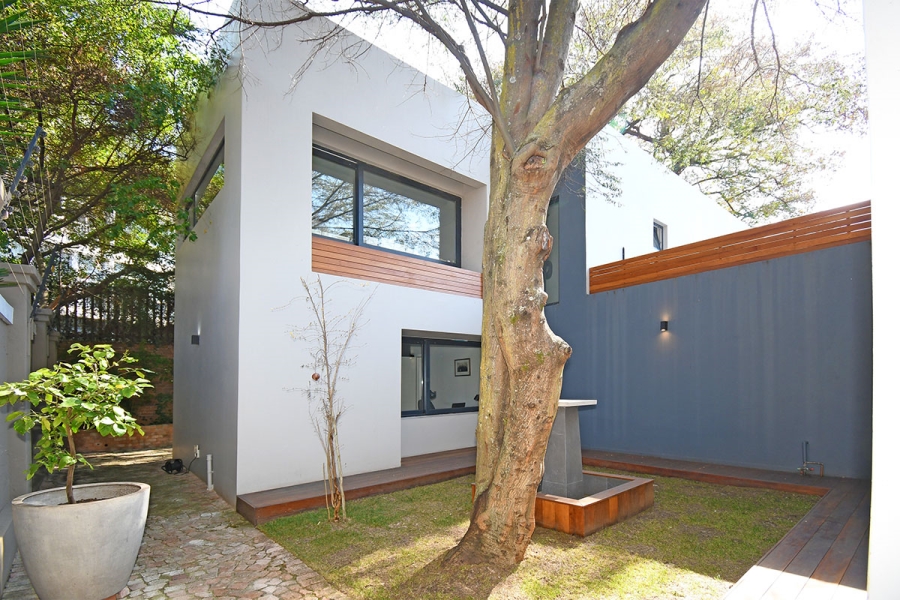 3 Bedroom Property for Sale in Atholl Gauteng
