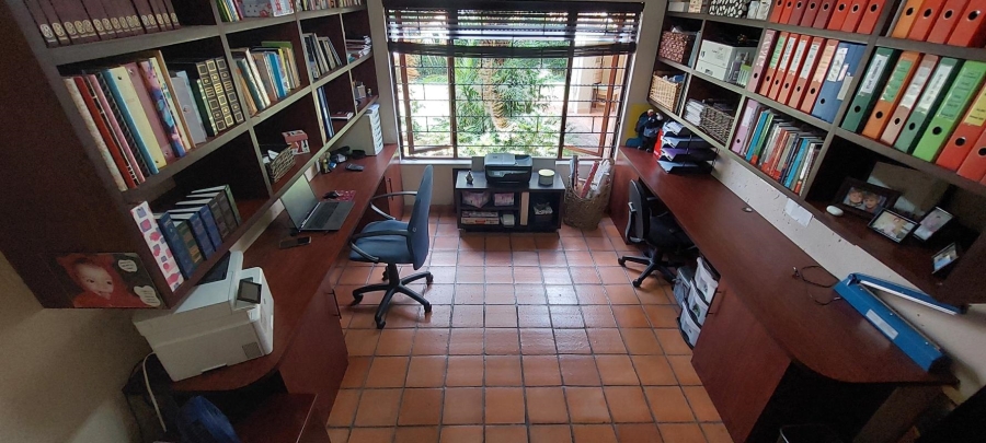 4 Bedroom Property for Sale in Rietondale Gauteng