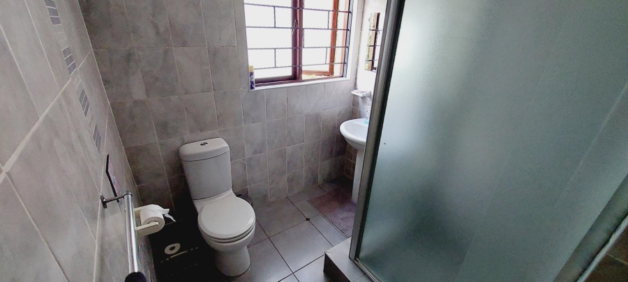4 Bedroom Property for Sale in Rietondale Gauteng
