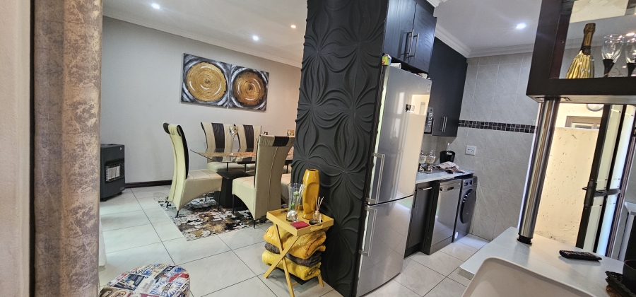 3 Bedroom Property for Sale in Selcourt Gauteng