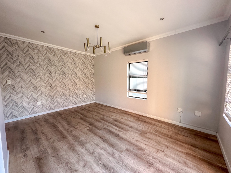 To Let 3 Bedroom Property for Rent in Midstream Estate Gauteng