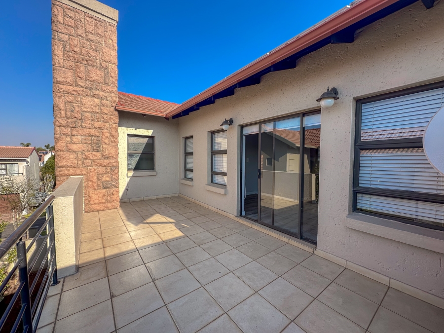 To Let 3 Bedroom Property for Rent in Midstream Estate Gauteng