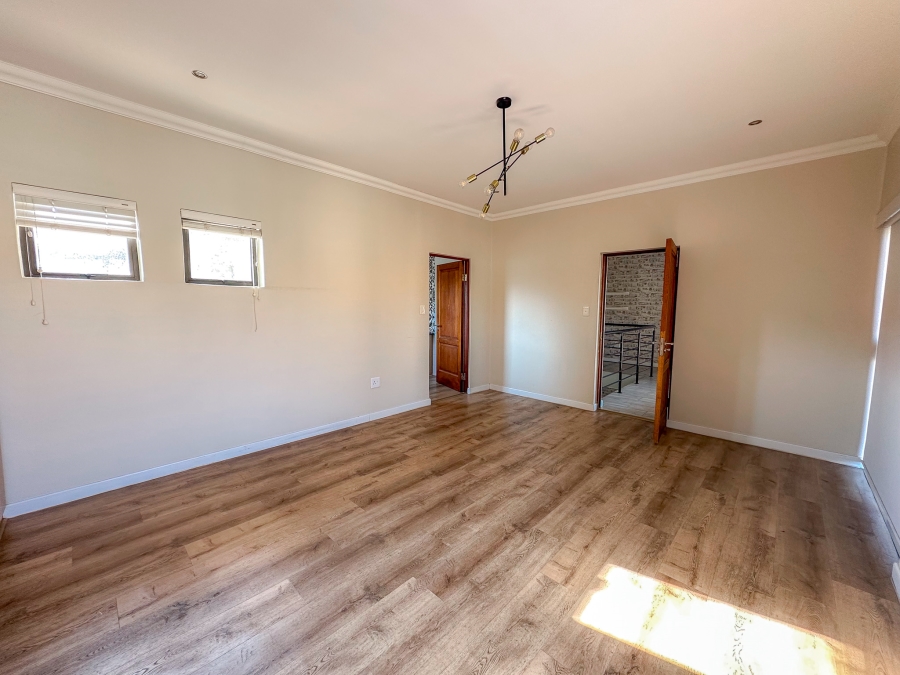 To Let 3 Bedroom Property for Rent in Midstream Estate Gauteng