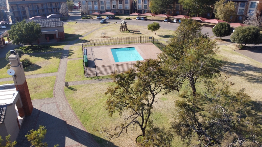 2 Bedroom Property for Sale in Karenpark Gauteng