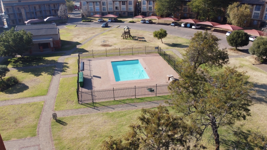 2 Bedroom Property for Sale in Karenpark Gauteng
