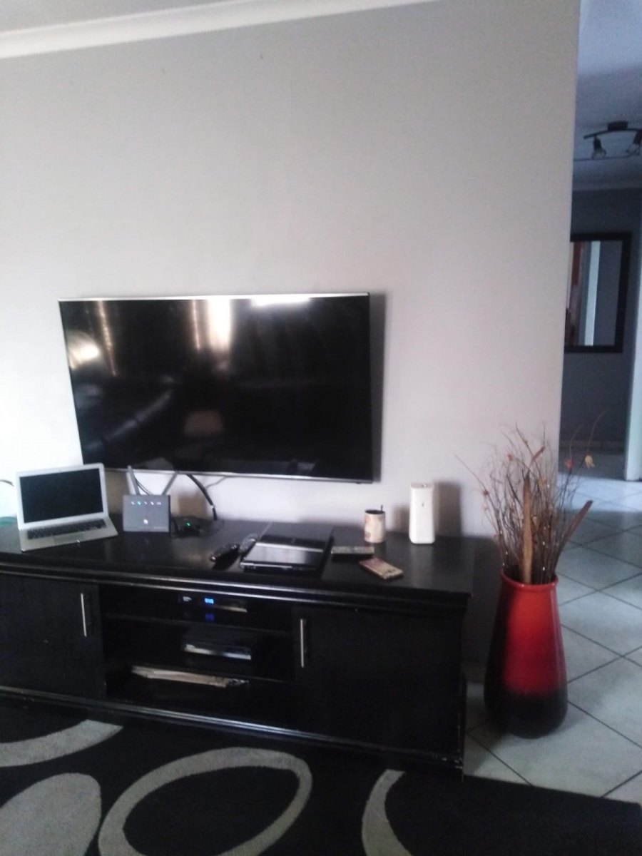 3 Bedroom Property for Sale in Naturena Gauteng