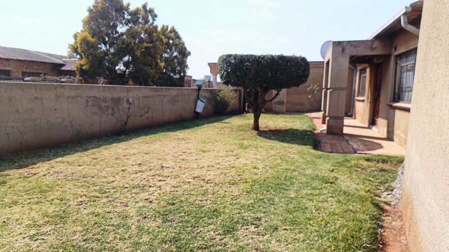 4 Bedroom Property for Sale in Tsakane Ext 17 Gauteng