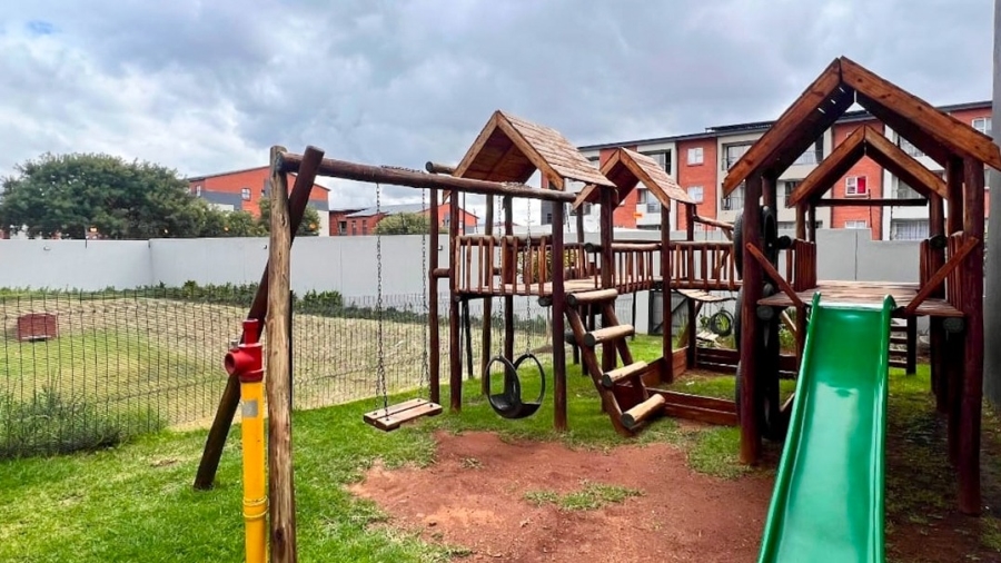 0 Bedroom Property for Sale in Grand Central Gauteng