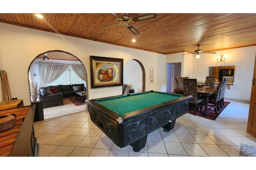 To Let 4 Bedroom Property for Rent in Magalieskruin Gauteng