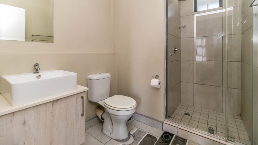 0 Bedroom Property for Sale in Grand Central Gauteng