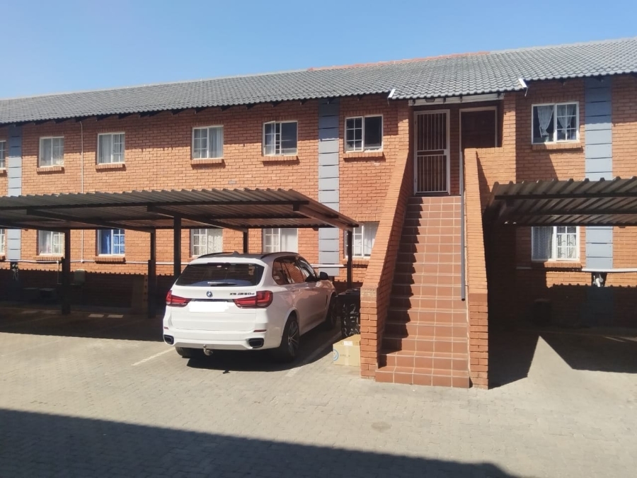 1 Bedroom Property for Sale in Rosettenville Gauteng