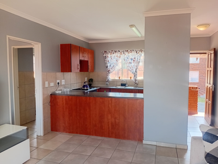 1 Bedroom Property for Sale in Rosettenville Gauteng