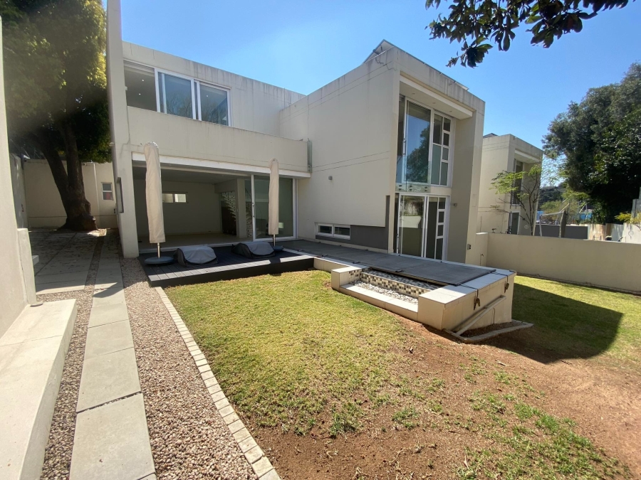 3 Bedroom Property for Sale in Atholl Gauteng