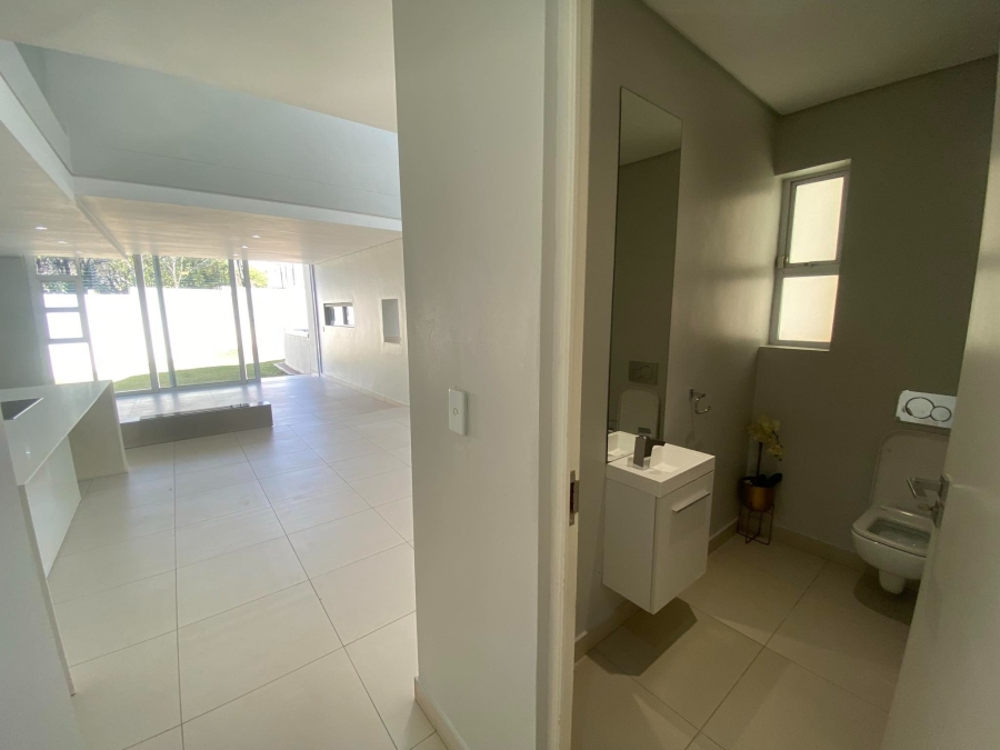 3 Bedroom Property for Sale in Atholl Gauteng