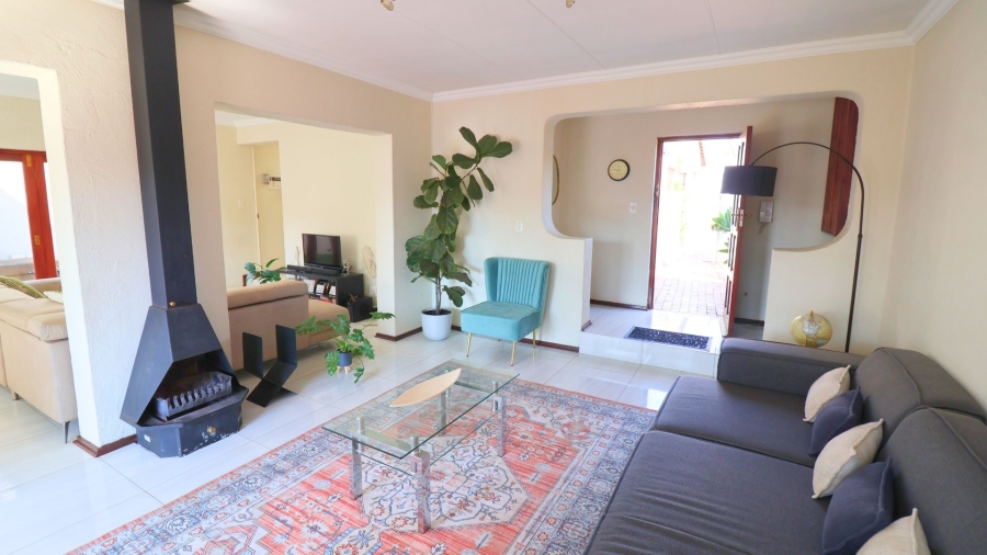 3 Bedroom Property for Sale in Fourways Gauteng