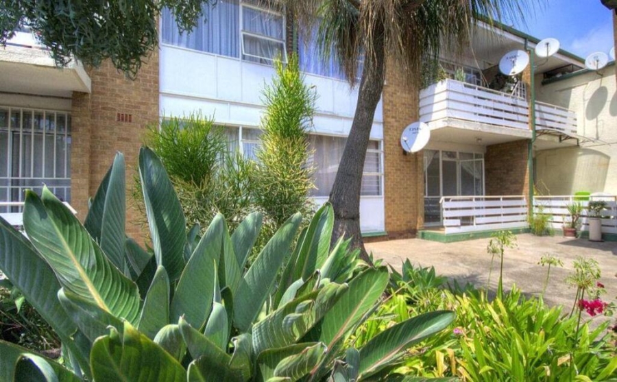 2 Bedroom Property for Sale in New Redruth Gauteng