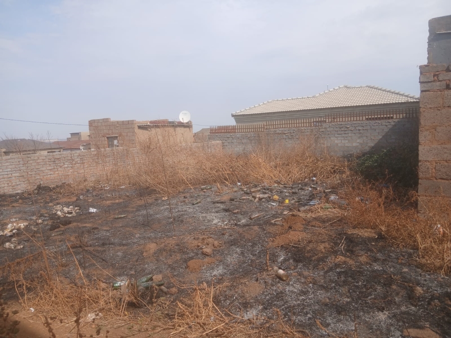 0 Bedroom Property for Sale in Mohlakeng Gauteng