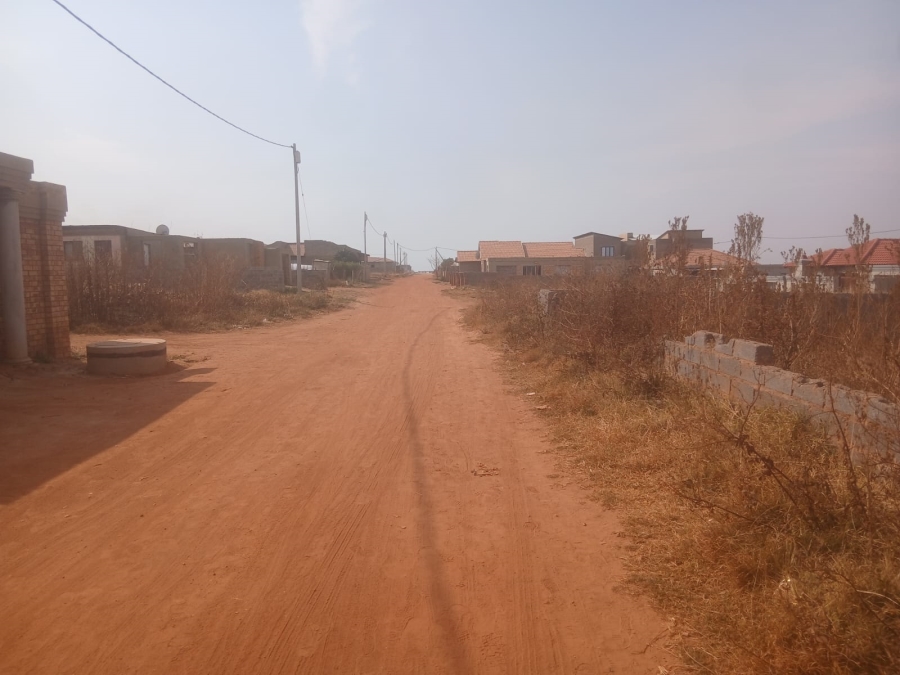 0 Bedroom Property for Sale in Mohlakeng Gauteng