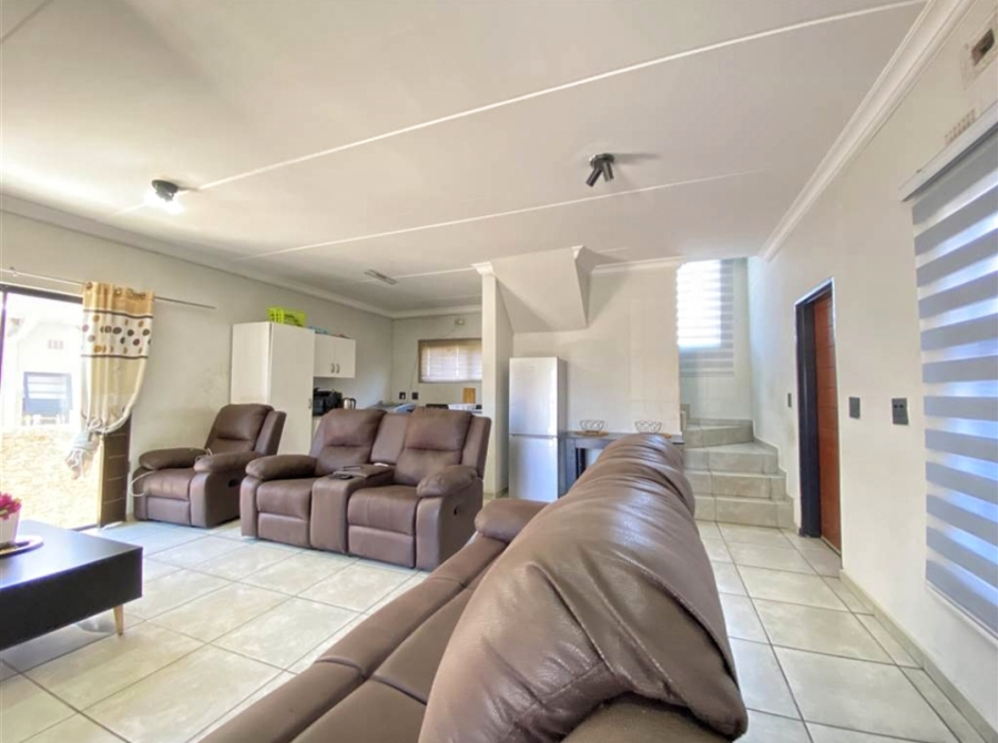 3 Bedroom Property for Sale in South Hills Gauteng